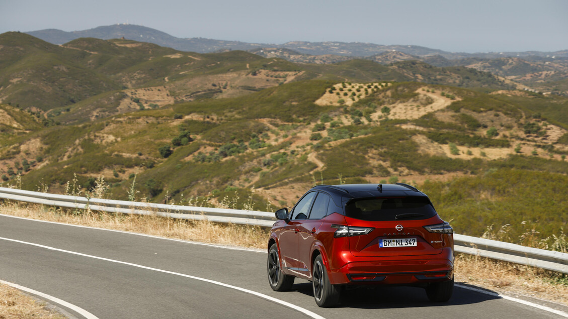 Nissan Qashqai, il pioniere dei crossover si rinnova nel look: ora più hi-tech