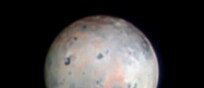 Mai così nitida dalla Terra la luna Io. (fonte: INAF/Large Binocular Telescope Observatory/Georgia State University; SHARK-VIS@LBT (P.I. F. Pedichini); elaborazione di D. Hope, S. Jefferies, G. Li Causi.)
