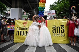 Thailandia legalizza nozze gay, primo Paese in sud-est Asia