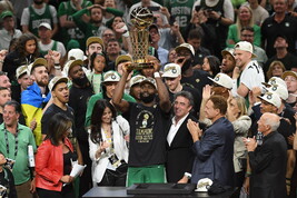 Nba, i Boston Celtics conquistano il 18° titolo Nba