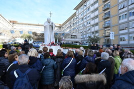 L'esterno dell'ospedale Gemelli