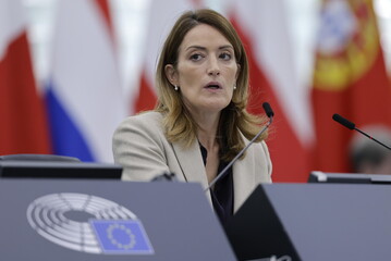 Metsola: "Uniti per l'Ucraina, pace duratura per l'Europa"