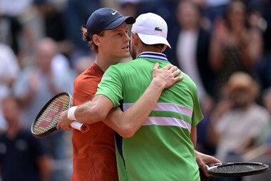 ++ Roland Garros: Dimitrov ko, Sinner in semifinale ++
