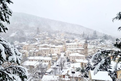 La copiosa nevicata a Introdacqua (Sulmona)