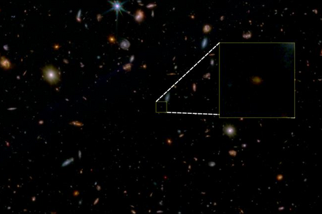 False color JWST image of a small fraction of the GOODS South field. (credit: JADES Collaboration)