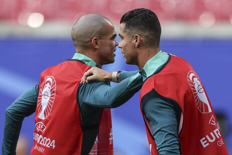 Ronaldo in allenamento con il Portogallo