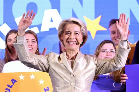 Von der Leyen riparte dai filo-Ue, ma non taglia i ponti