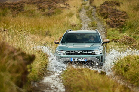 Nuovo Dacia Duster 4x4