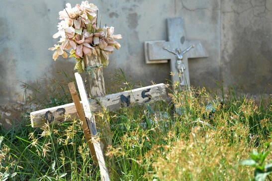 Le tombe di migranti  nel cimitero di Lampedusa Foto di archivio