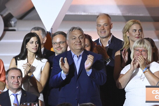 Orban: "Sogniamo una destra unita ma Le Pen-Meloni non trovano intesa"