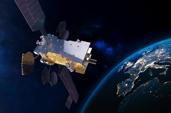 Rappresentazione artistica del satellite Qkd-Geo (fonte: Thales Alenia Space_E. Briot)