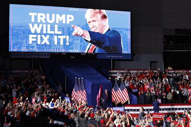 Former US President Trump campaigns in Grand Rapids, Michigan