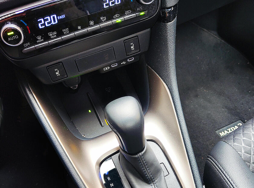 Mazda2 Hybrid