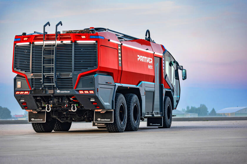 Rosenbauer Panther 6x6 Electric