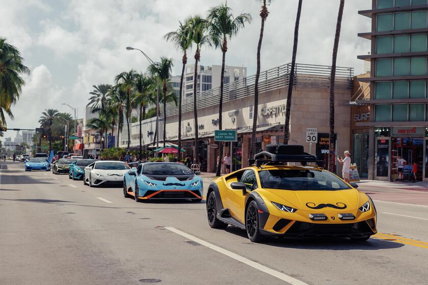 Raduno Lamborghini per Movember