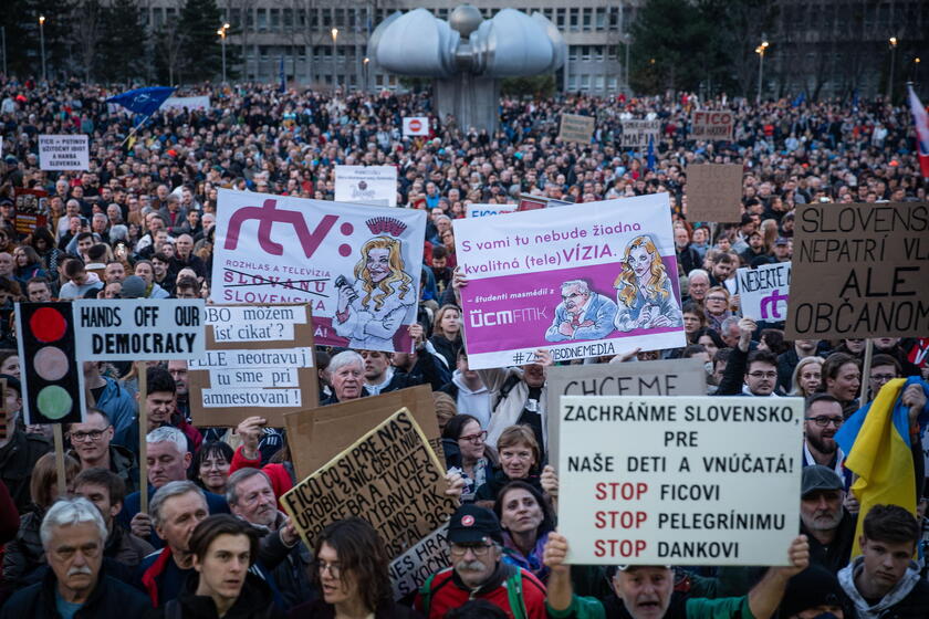 Protest over planned reorganization of public broadcasting in Slovakia