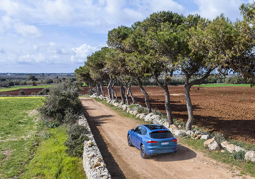 Eleganza e look sportivo di Grecale esaltati nella versione Folgore © ANSA/Maserati