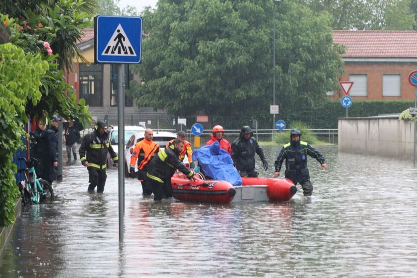 A Milano fiume Lambro a livelli moto alti per intensa pioggia