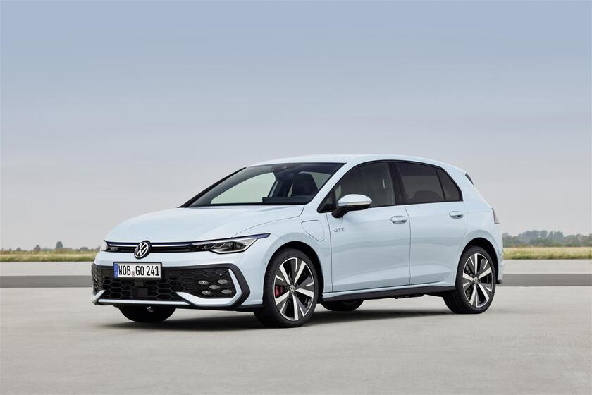 Nuova Golf eHybrid e nuova Golf GTE