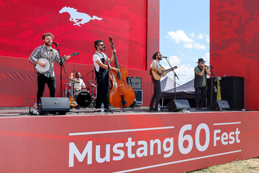 Mustang60Fest, a Modena si celebra il mito delle pony-car