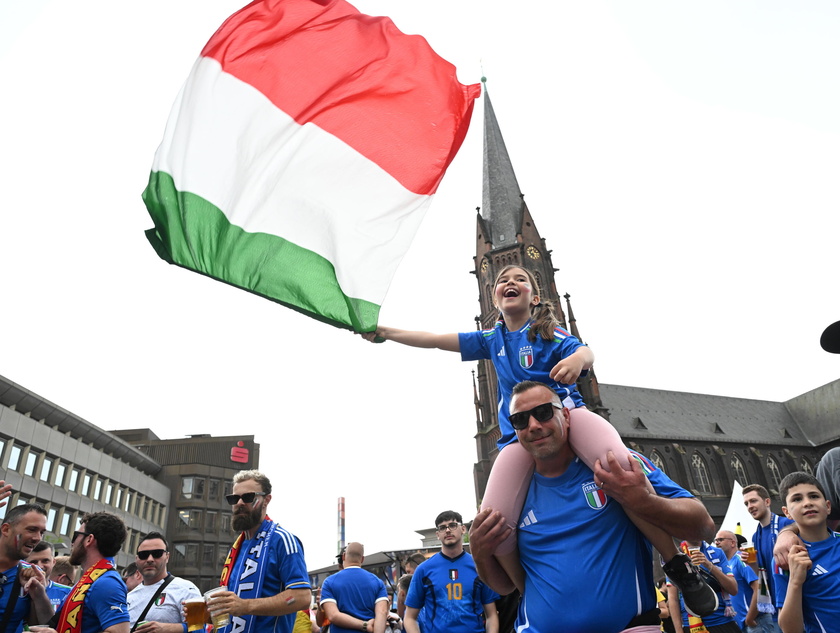 Invasione azzurra a Gelsenkirchen