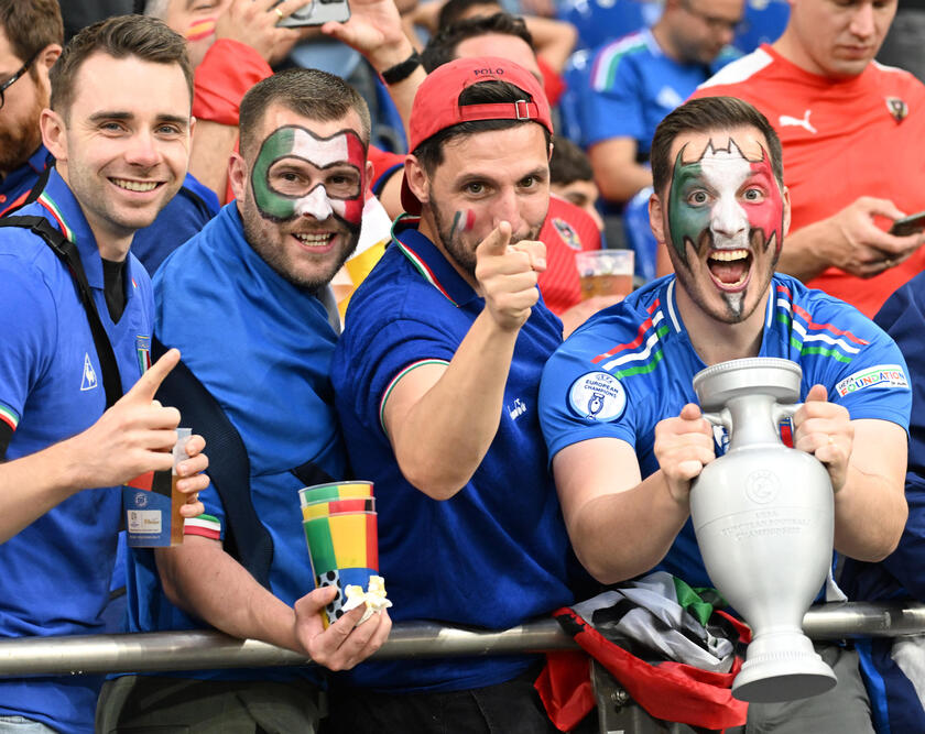 Invasione azzurra a Gelsenkirchen