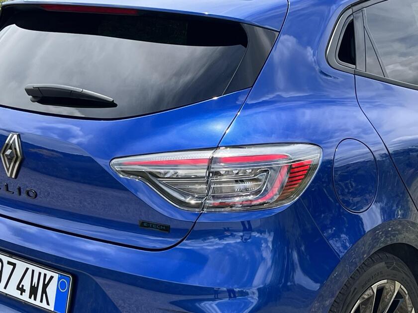 Renault Clio E-Tech: ibrida dall’accento sportivo