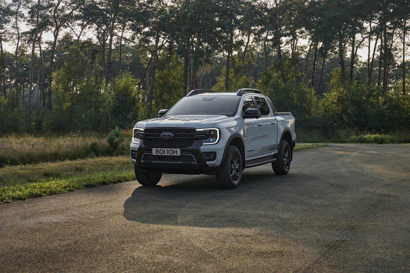 Ford Ranger attacca la spina e ora è anche plug-in hybrid