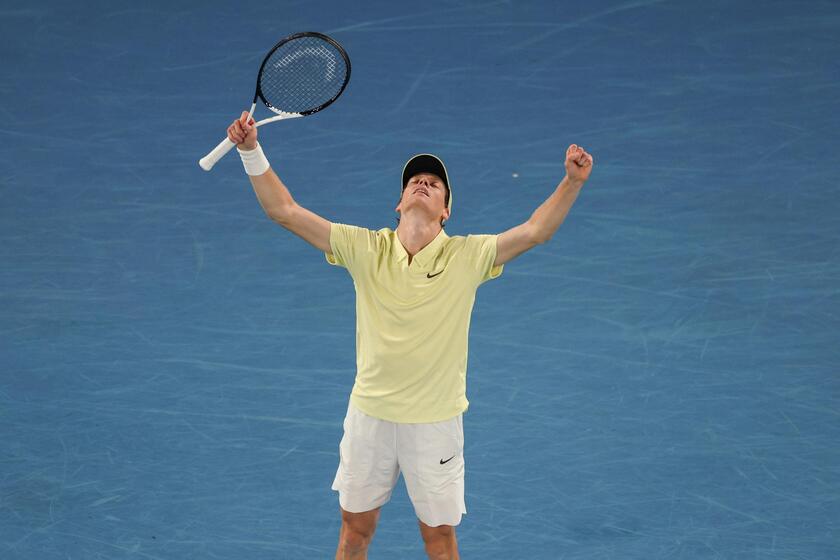 Sinner vince l'Australian Open, fa il bis a Melbourne