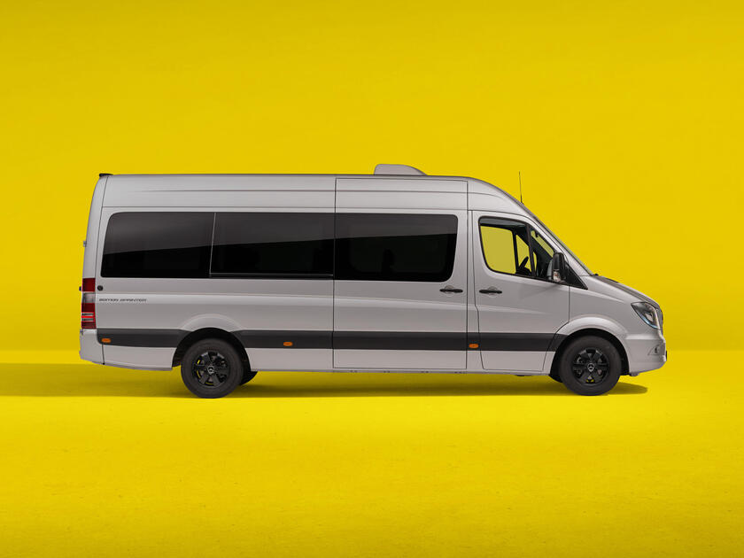 Trent'anni con il van Mercedes Benz Sprinter