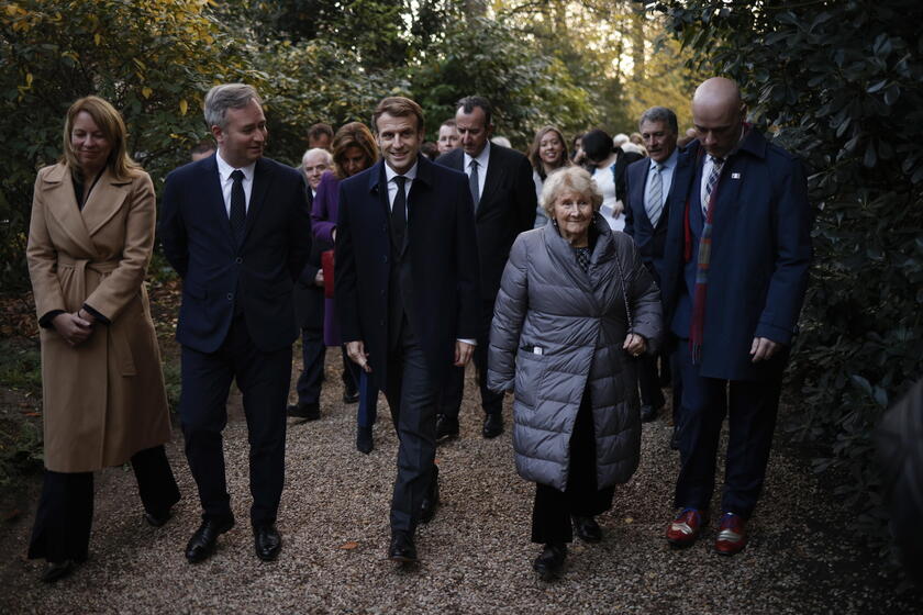 Antonine Maillet receives Legion of Honor in Paris