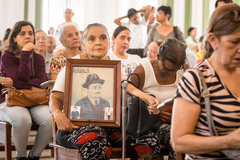 Venezuelans celebrate as doctor Jose Gregorio Hernandez to become saint