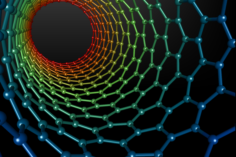 Rappresentazione grafica della struttura di un nanotubo di carbonio (fonte: Mstroeck at English Wikipedia) - RIPRODUZIONE RISERVATA