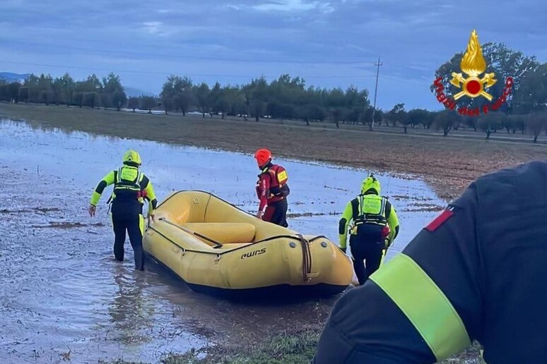 - RIPRODUZIONE RISERVATA