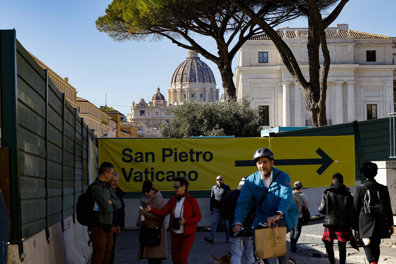 - RIPRODUZIONE RISERVATA