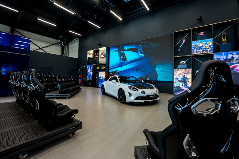 Alpine apre un nuovo experience center a Le Mans - RIPRODUZIONE RISERVATA