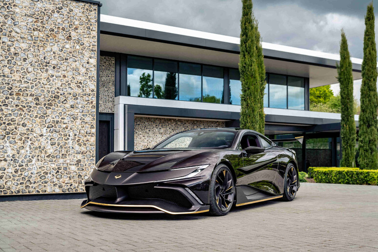 Naran hyper coupé: sportiva di stampo sartoriale - RIPRODUZIONE RISERVATA