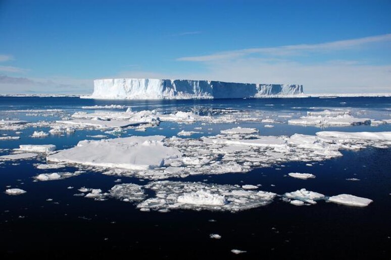 Iceberg  (fonte: LI Yuansheng) - RIPRODUZIONE RISERVATA