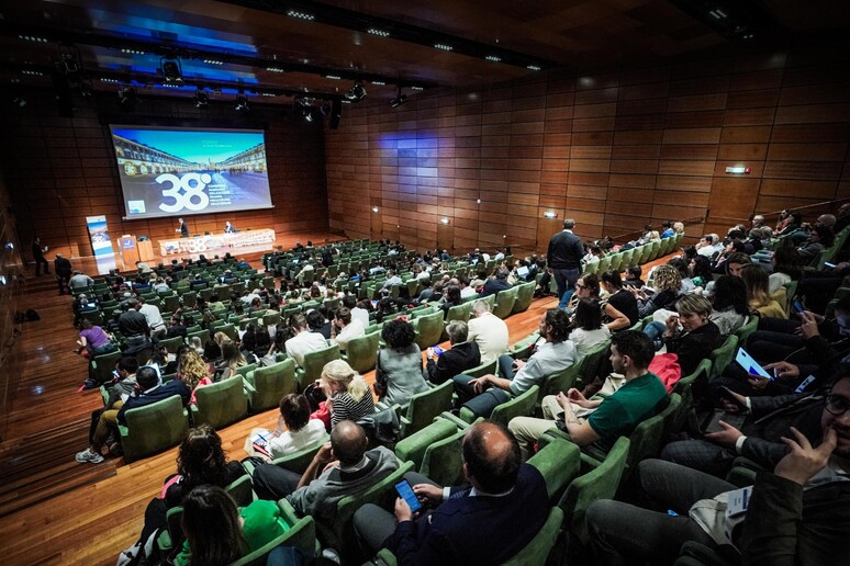 Apertura del 38/o congresso nazionale della Società Italiana per lo studio delle cefale - RIPRODUZIONE RISERVATA