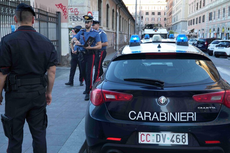 Controlli cc a Termini, 4 arresti e 10 denunce - ALL RIGHTS RESERVED