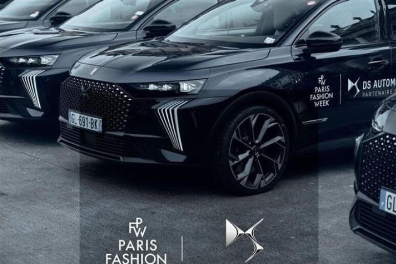 DS partner ufficiale della Paris Fashion Week - RIPRODUZIONE RISERVATA