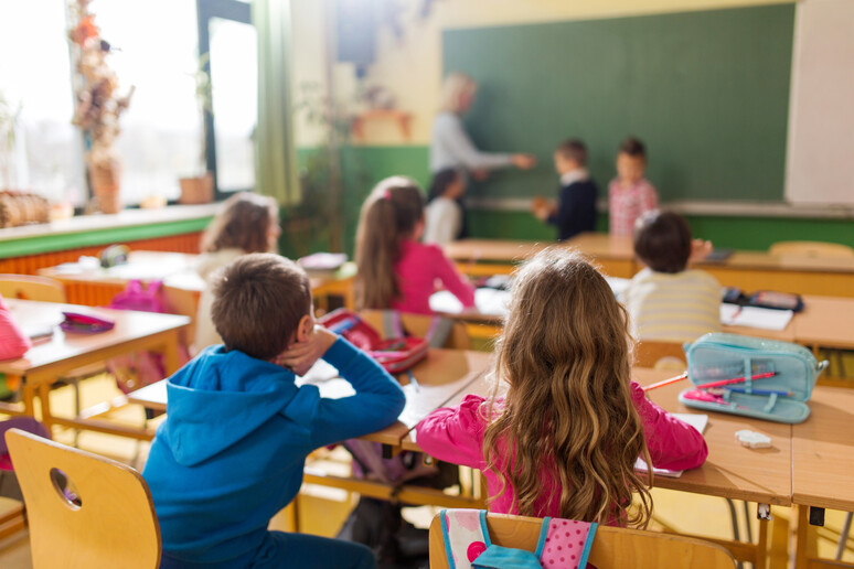 Pediatri a Valditara, introdurre l 'educazione sanitaria a scuola - RIPRODUZIONE RISERVATA