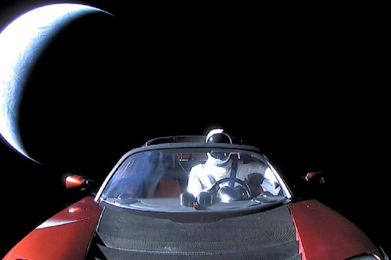 La Tesla Roadster lanciata nello spazio nel 2018 (fonte: SpaceX) - RIPRODUZIONE RISERVATA